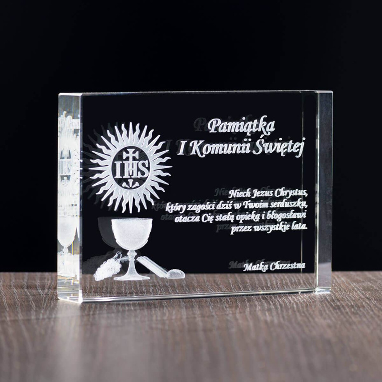 Upominek pamiątkowy na I Komunię Święta - statuetka z hostią i kielichem
