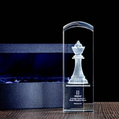 Nagroda za zdobycie II miejsca, pionek 3D w krysztale