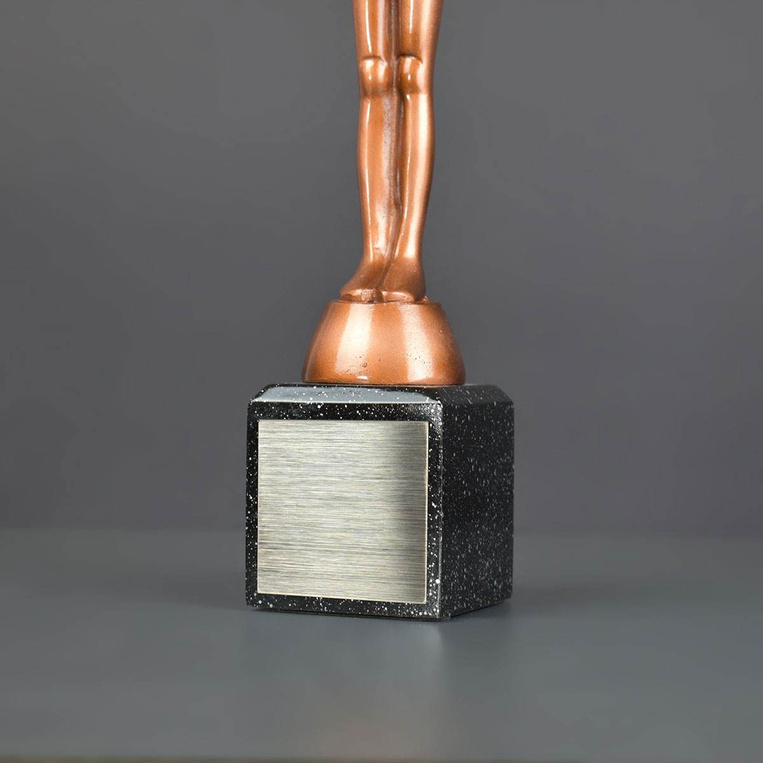 Figurka odlewana WIKTOR