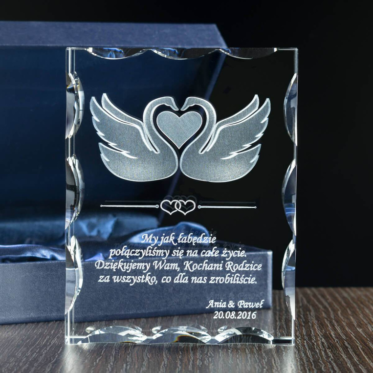 Podziękowania dla rodziców - Zakochane łabędzie statuetka z grawerem